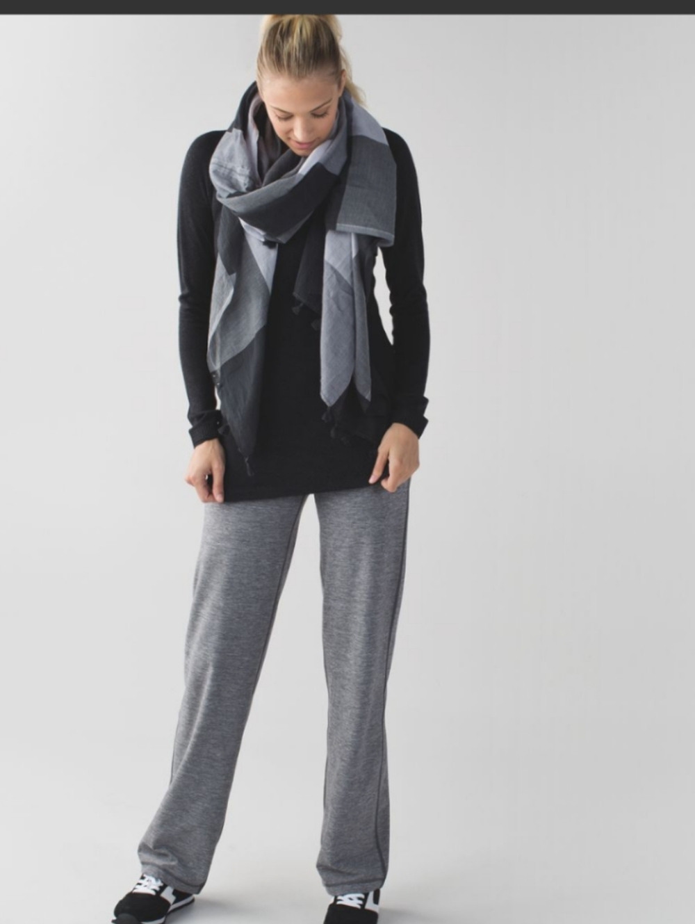 LULULEMON Relaxed Fit Pant Heathered Slate